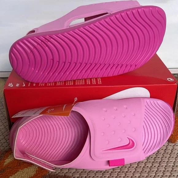 NIKE SUNRAY ADJUST 5 (GS/PS)
PSYCHIC PINK/LASER FUCHSIA Sandals - Picture 3 of 16